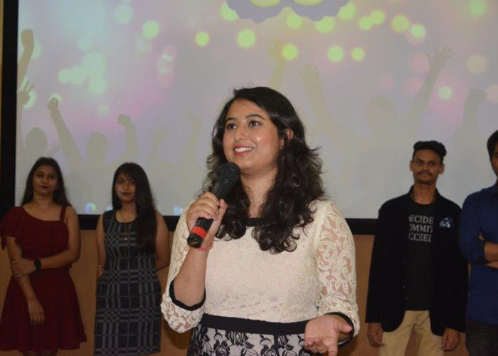 Freshers-party-batch-20-22__0018_DSC_0173