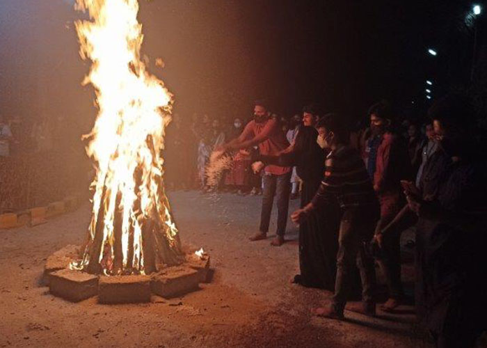 holi-2021_0000_IMG20210328190326