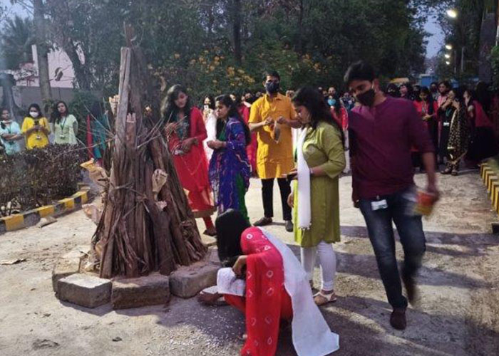 holi-2021_0007_IMG-20210328-WA0034