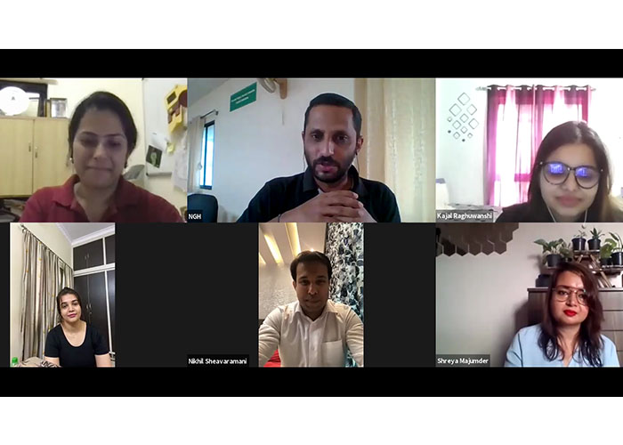 hang-out-2021_0000_vlcsnap-error845