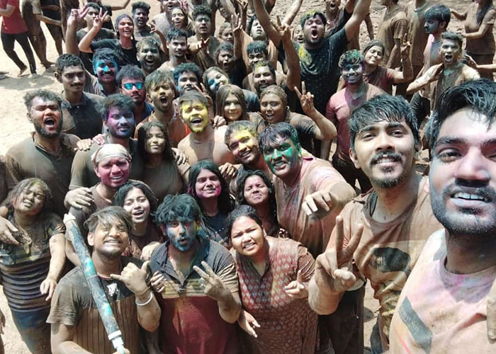 holi-2022_0007_19