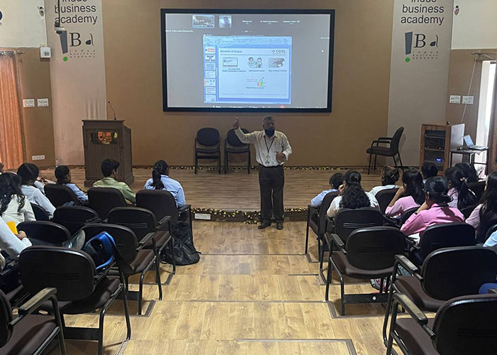 gl-dr-shikha_0005_IMG-20220627-WA0030