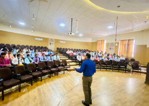 gl-vineesh-cl_0001_IMG_1743