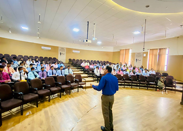 GL - Global Sustainability-2023_0002_image (4)