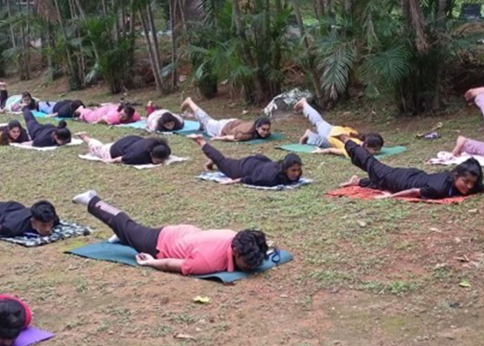 yoga-day-2023_0000_s8