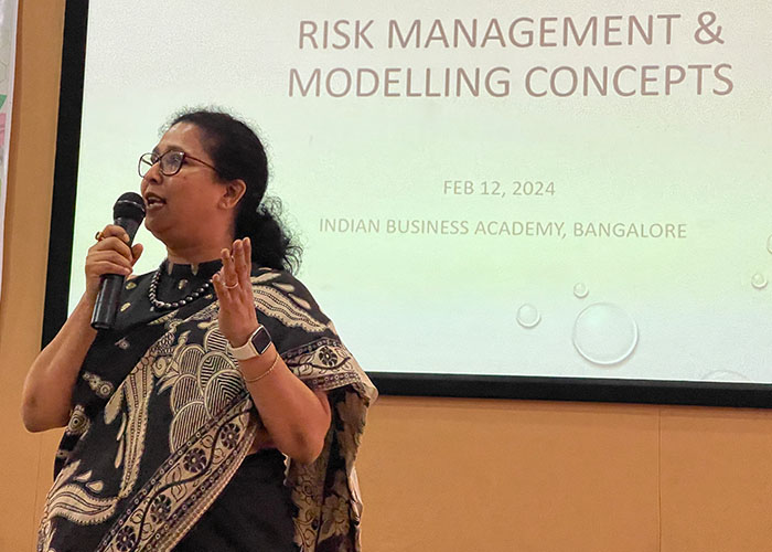 12022024-workshop_0002_IMG_5643