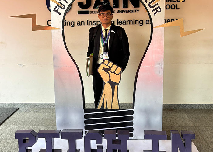 pitchin_0000_WhatsApp Image 2025-03-19 at 12.49.24_144d3a71