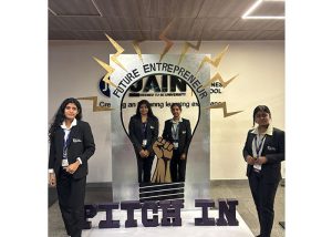 pitchin_0004_WhatsApp Image 2025-03-18 at 15.11.10_a10f6a28